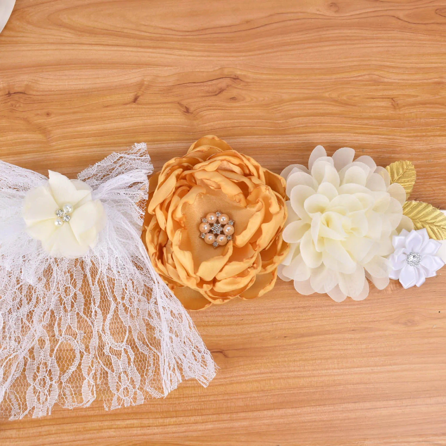 

Flower Sash Gold Ivory Floral Maternity Sash Pregnancy Belly Belt Photo Props Gift Baby Shower Party Flower Girl Belt