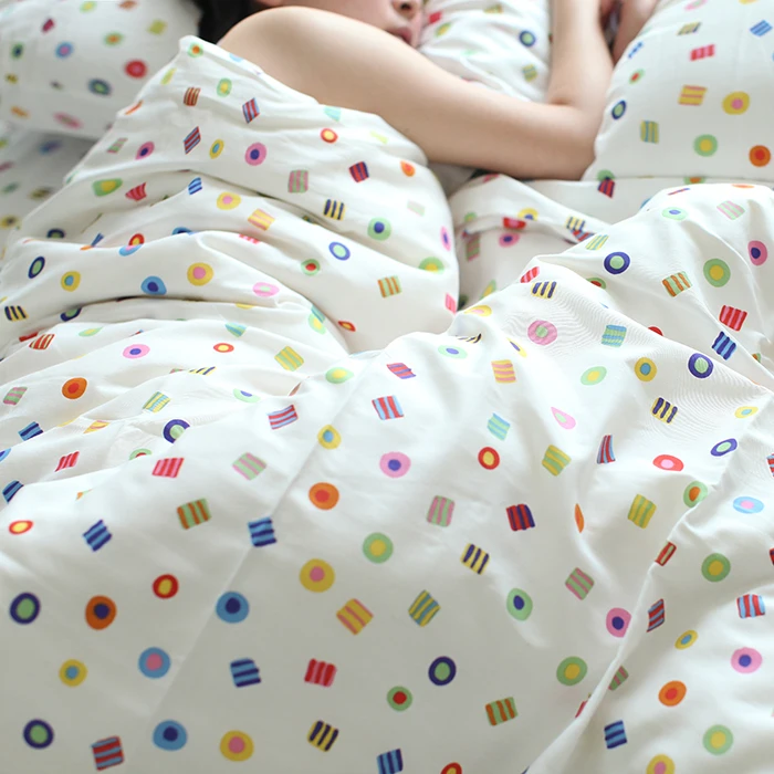 Хлопковый комплект постельного белья с мультяшным принтом в подарок удобный