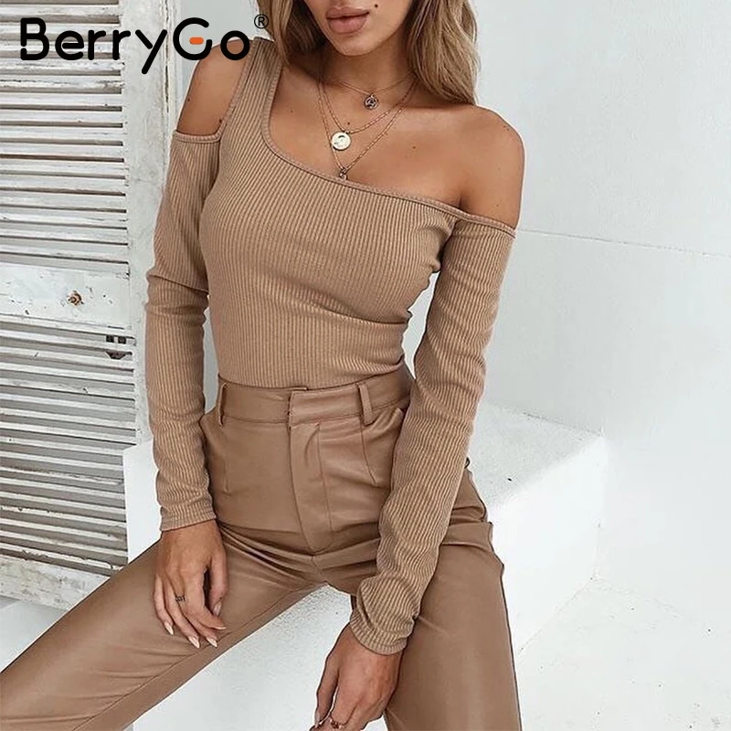 BerryGo с открытыми плечами красный вязаный женский свитер 2018 длинный рукав