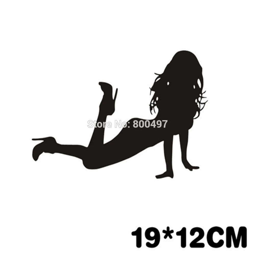 Творческий Горячая сексуальная девушка искушение до уровня колен в машине