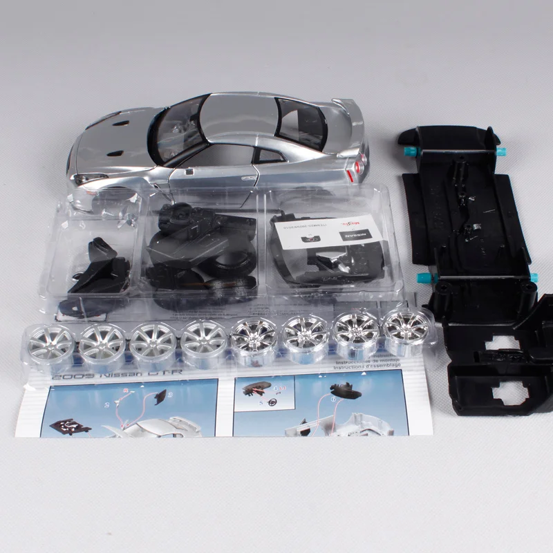 Maisto 1:24 2009 серебристый для Nissan литой под давлением металлический набор моделей