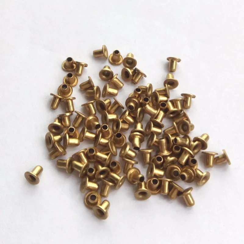 500PCS 1.5mm Записки Металлические люверсы для Scrapbooking DIY Embelishment одежды Одежда проушины