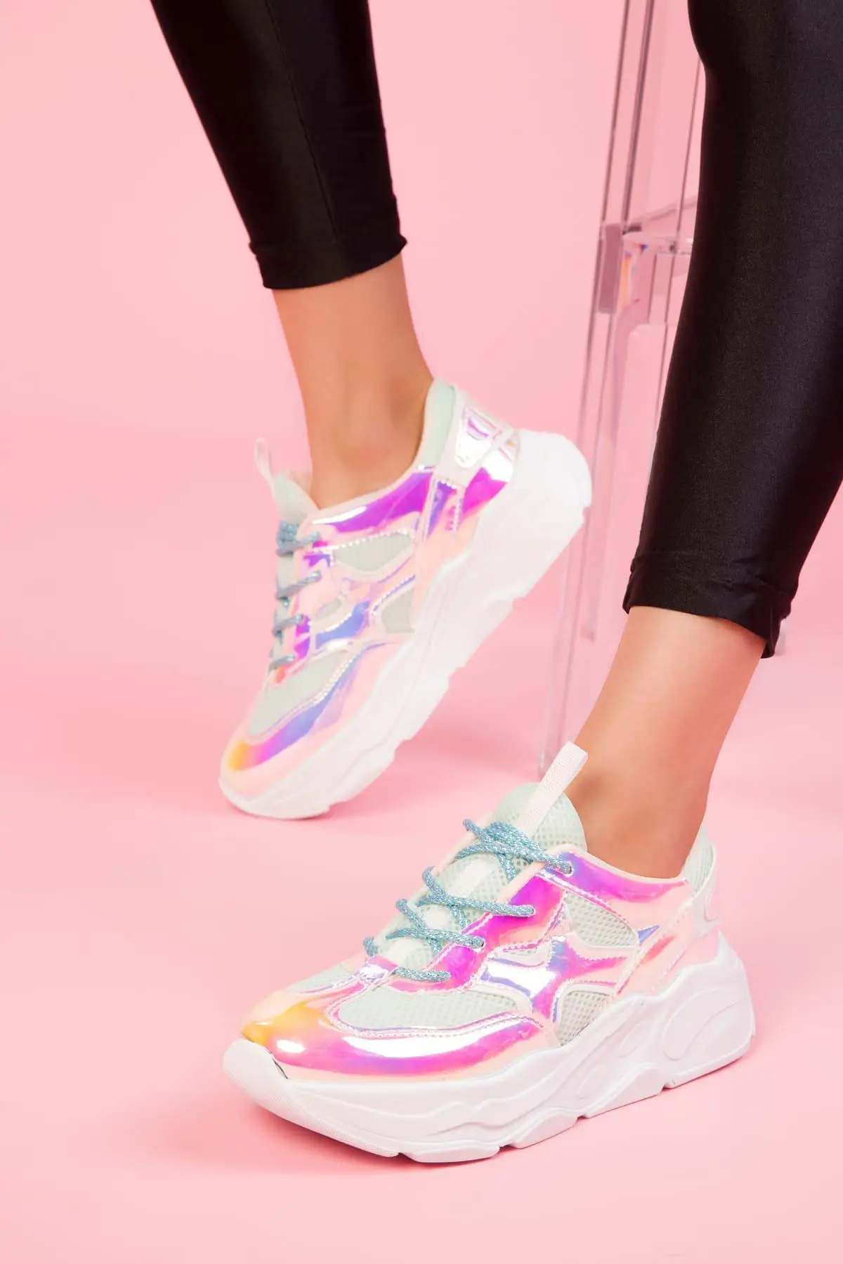 Soho/модные блестящие неоновые женские кроссовки на массивном каблуке белые