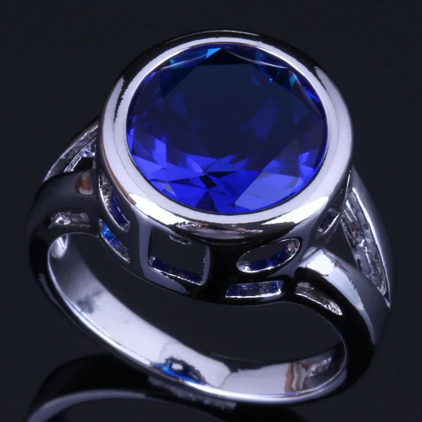

Glowing Round Blue Cubic Zirconia Silver Plated Ring V0450