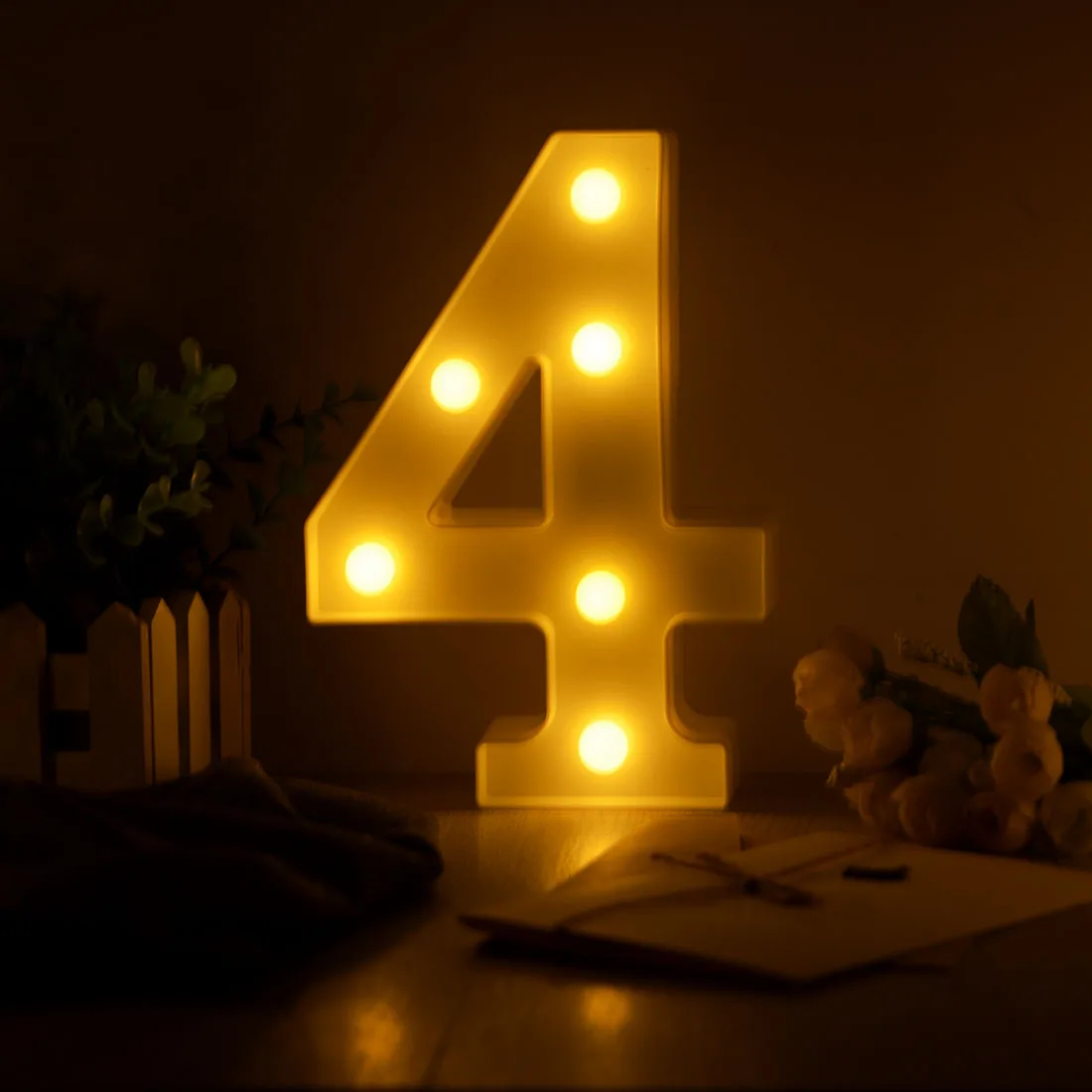 4 Letter Night Light Luminous LED 0-9 Number 26 English Alphabet Battery Lamp Brithday Wedding Party Christmas Decoration - Цвет: 4