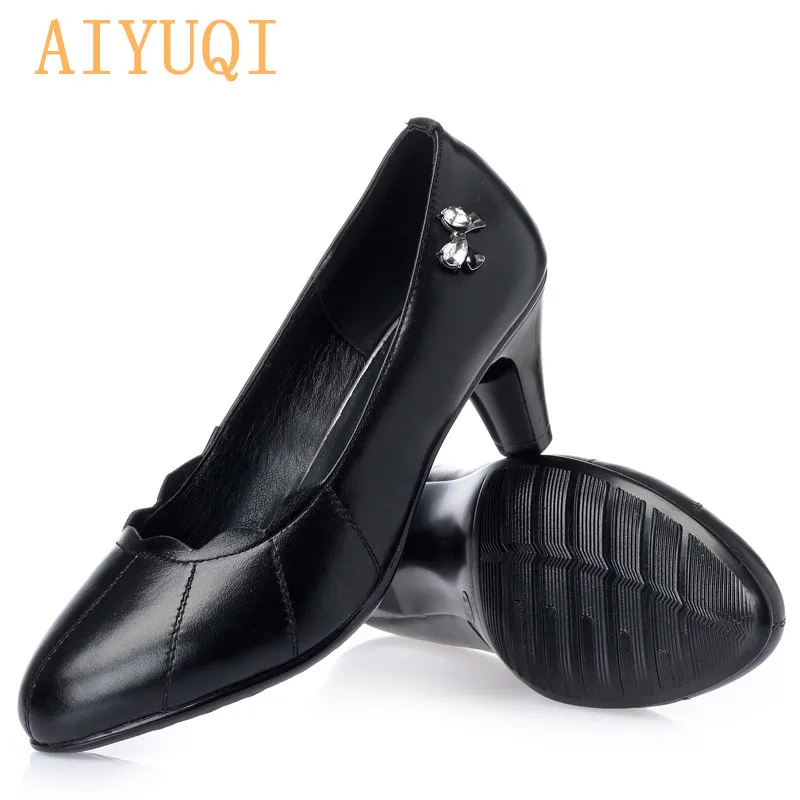 AIYUQI; коллекция года; сезон осень; женские тонкие туфли из натуральной кожи; пикантные туфли-лодочки на платформе и высоком каблуке; обувь с украшением в виде кристаллов; женская офисная обувь