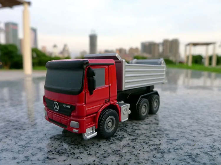 Bruder 1:128 Benz брелок грузовик отвертка бутик сплав автомобиль игрушки для детей Детские игрушки Модель оригинальная посылка