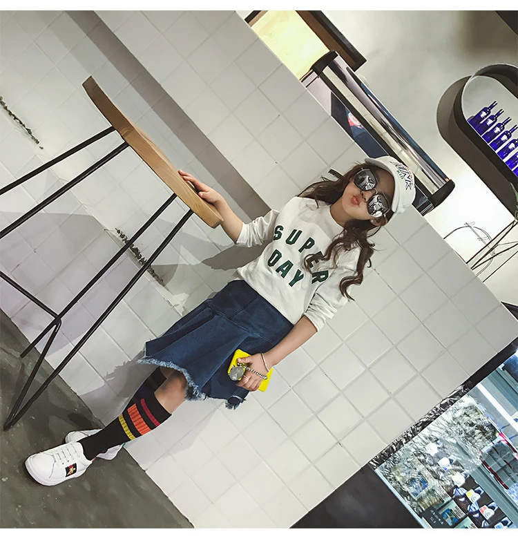 New arrival fashion baby Kids Knee High Socks For Girls Boys Football Stripes Cotton Sports white black socks Old School