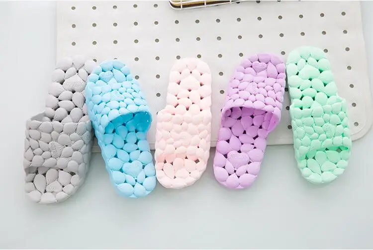 Sandals slippers female summer bathroom slippers leaking couple hollow leaking soft bottom slip size 35-44