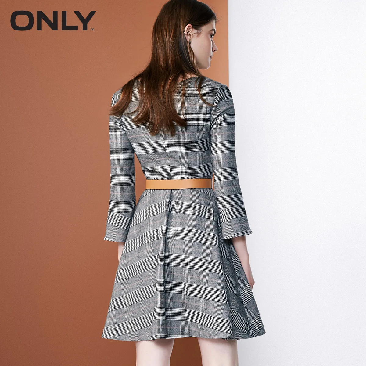 Платье в клетку с v образным вырезом и поясом весна осень 2019 | 118407503|Женские платья|