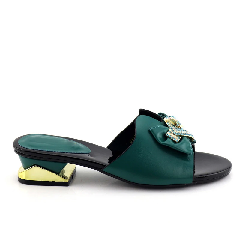 Итальянская обувь комплект из туфель без сумочки в африканском стиле Цвет Черный