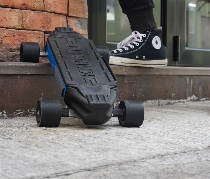 ZETAZS рыцарь E скейтборд двойной мотор 4 колеса Электрический ножной Скутер Scooter с