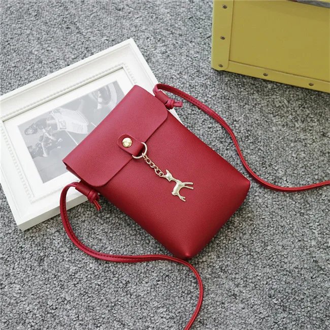 Red XZXBBAG Для женщин милый олень мини Курьерские сумки для девочек простота Повседневное сотовый телефон карман студентов через плечо чехол для девочек сумки на плечо - Цвет: Red