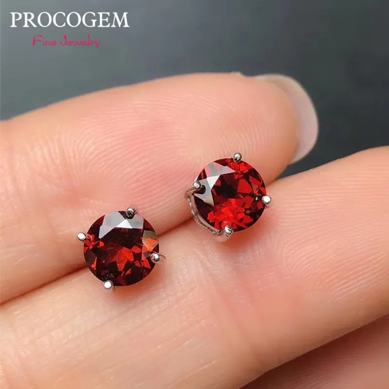 Женские круглые серьги гвоздики Procogem изящные из серебра 925 пробы 6 мм 2Ct 5A