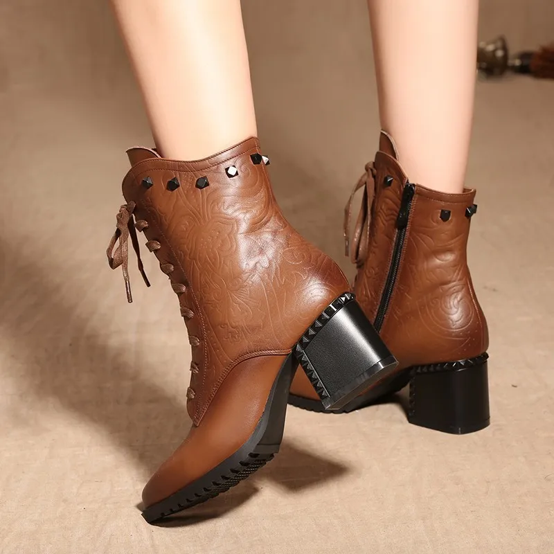 Kickway/женские ботильоны; женские ботинки; большие размеры 34-43; botas mujer invierno; коллекция года; на шнуровке; с острым носком; из натуральной кожи; на среднем каблуке