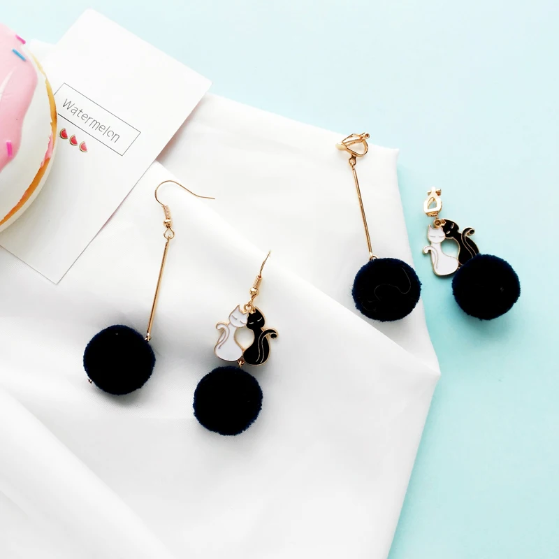 Japan and South Korea sweet girl wonderland lovely rabbit long hair bulb earrings asymmetric cat ear clip female students | Украшения и