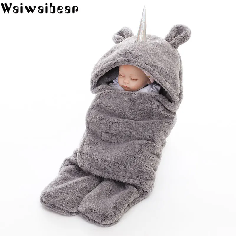 Халат детский зимний теплый с капюшоном на возраст 0-6 месяцев | Мать и ребенок