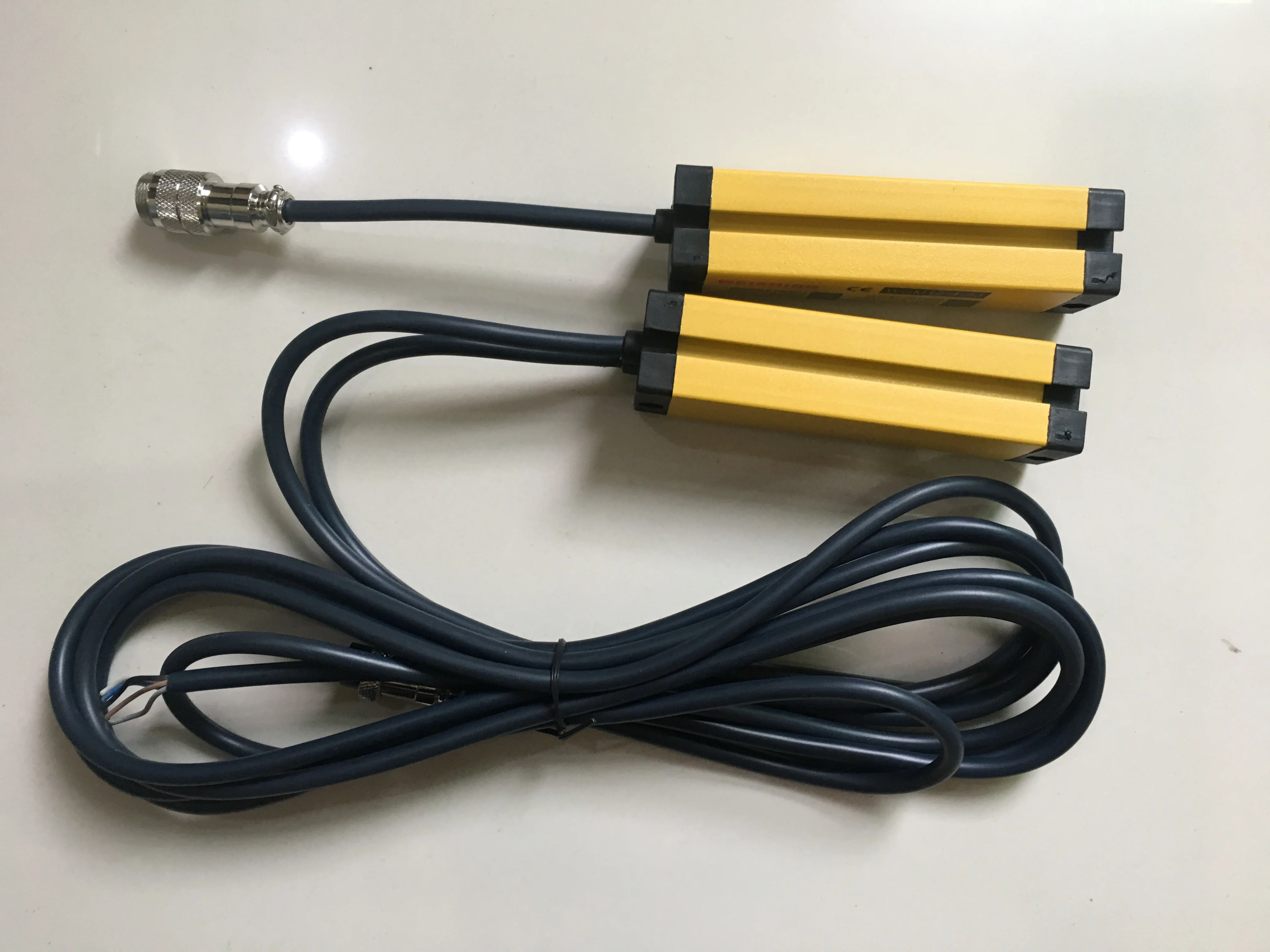 

12 beams 20MM relay output protecter light curtain safety grating hydraulic protection punch profession