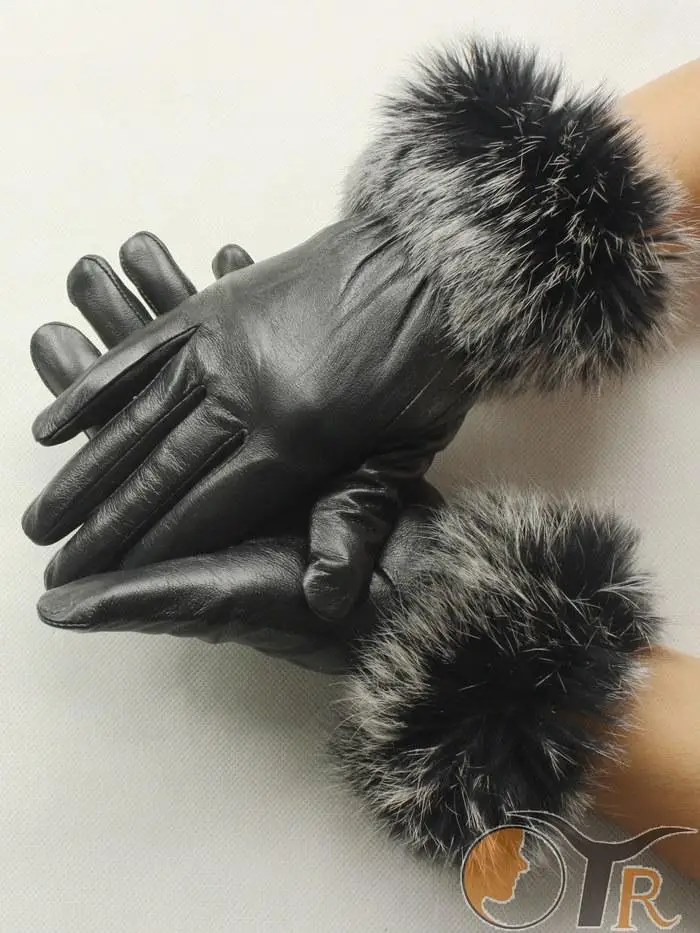 2014 new winter sheepskin gloves Ms. female black points mean cortical thickening fur leather ST200 | Аксессуары для одежды