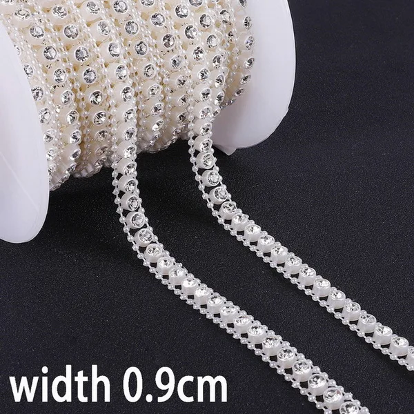 

Украшение из искусственного жемчуга для свадьбы