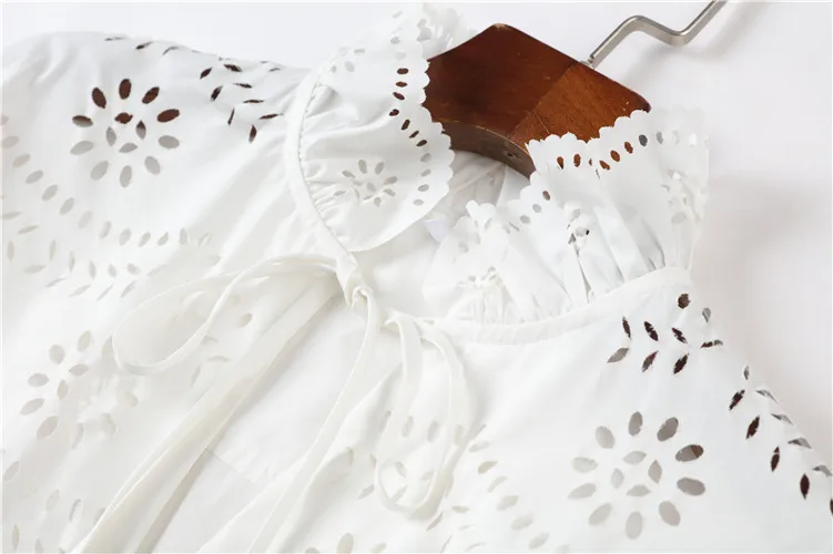 Женское модельное платье с длинным рукавом белое ажурное праздничное большого