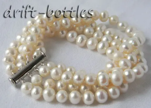 

4Strands 8mm White Round Freshwater Pearl Bracelet