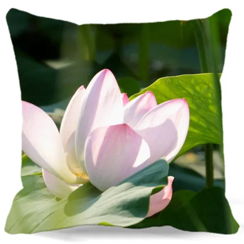 Цветущий красивый розовый фиолетовый лотос квадратный чехол для подушки хлопок