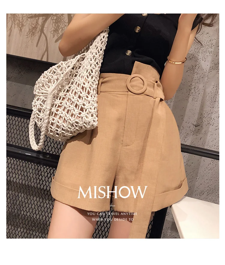 Mishow Женские шотры с поясом MX18B2445