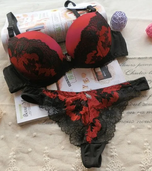 Red 1 Julexy ABC, сексуальный кружевной Женский комплект с бюстгальтером пуш-ап, открытые стринги, бюстгальтер, Короткие комплекты, французское романтическое интимное нижнее белье, Комплект трусов - Цвет: Red 1
