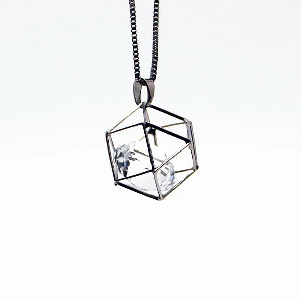 Длинное ажурное ожерелье 25 мм с большим кристаллом кулон высокой текстурой CZ