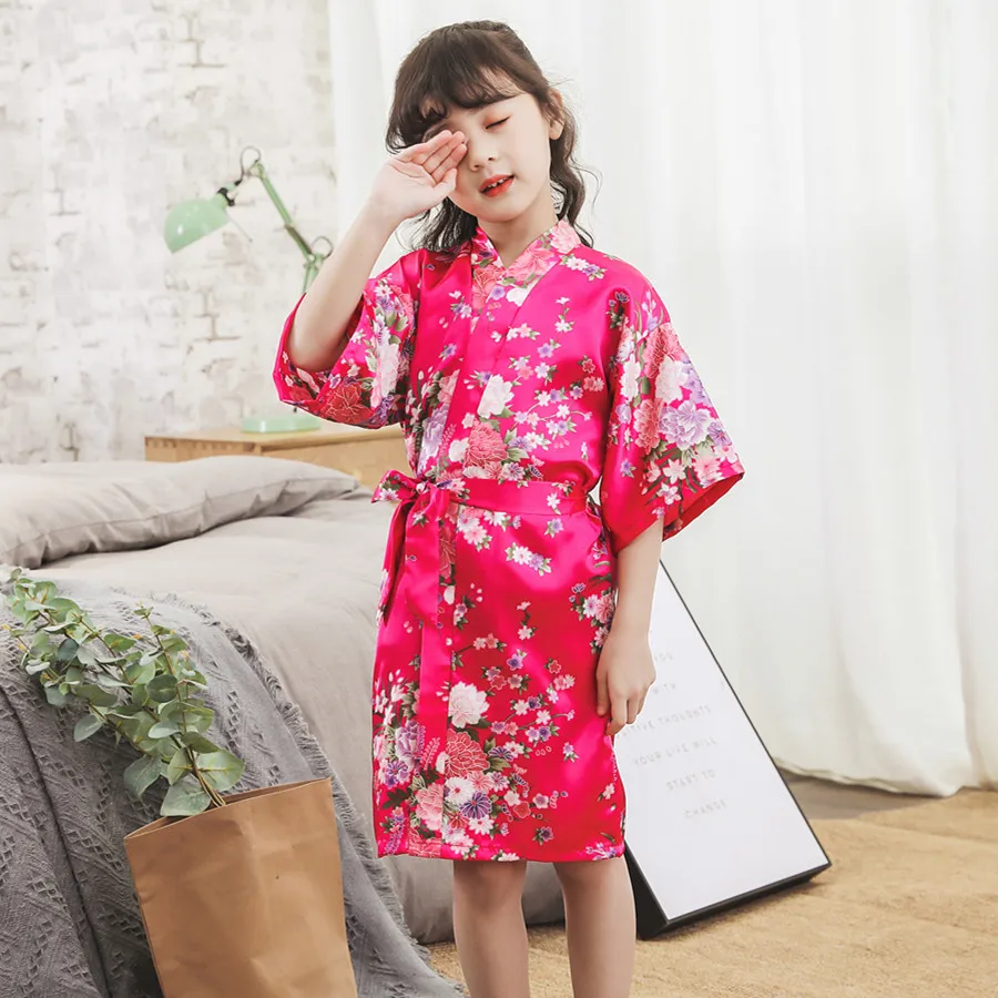 Фиолетовое летнее высококачественное детское атласное кимоно халат подружки