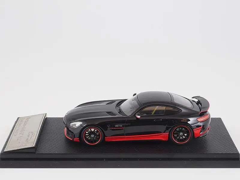 Литая модель автомобиля почти настоящая AMG GT R 1:43(черный)+ маленький подарок