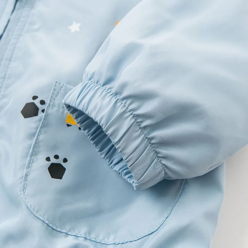 Модное весеннее пальто с капюшоном для маленьких мальчиков и девочек DBJ9904-1 dave bella