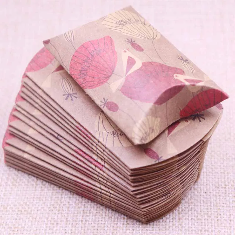 50 шт. новейший DIY Дизайн Подушка коробка картон Ретро стиль конфеты упаковка кольцо дисплей ПИСЬМО спасибо любовь изображение 8x5,5x2 см коробка