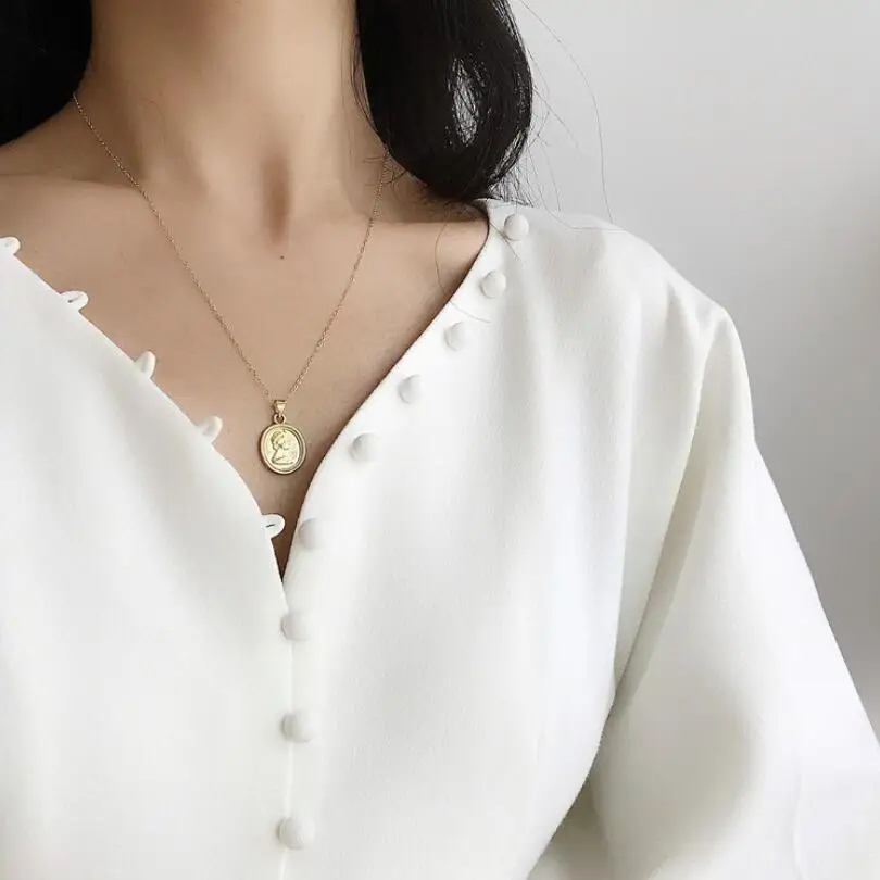 

2019 New Creative Personality Lady/Queen Avatar 925 Sterling Silver Jewelry Gold Coin Round Beautiful Pendant Necklaces