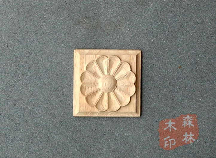 

Wood antique furniture dongyang wood carving square fashion applique fashion gate flower smd wood shavings