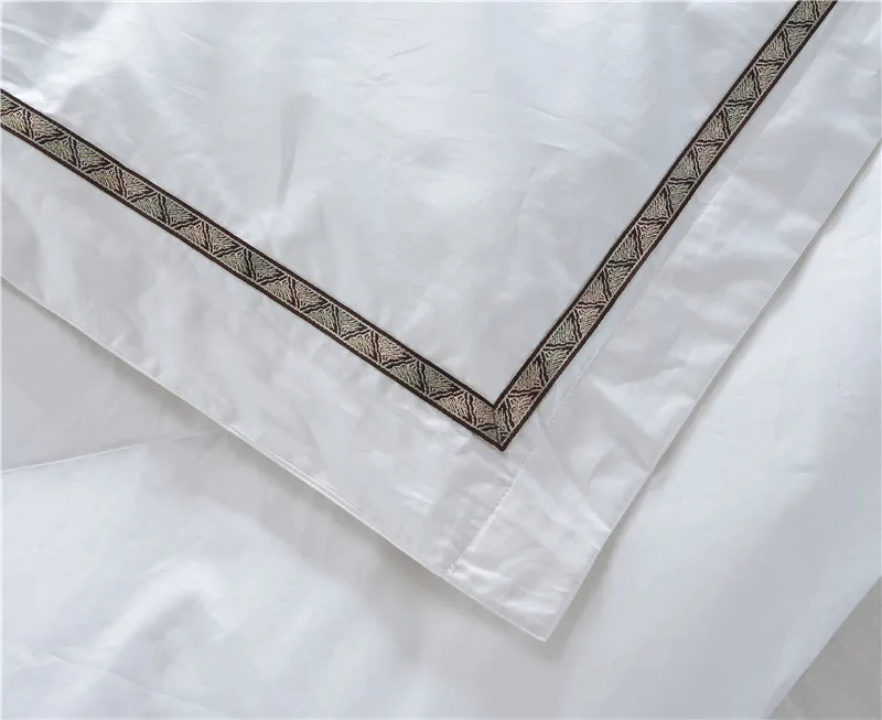 4 шт. из египетского хлопка hotel Постельное белье евро дважды королева король Размер постельное белье Белый постельного белья изящной вышивкой листов