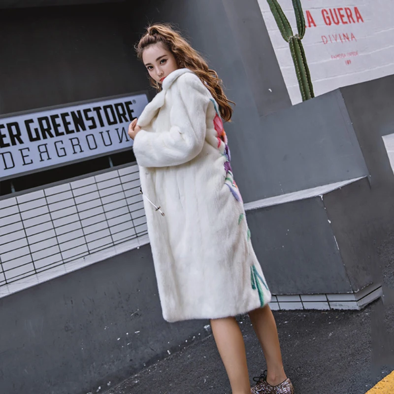 Beautiful Park with natural fur,Women long 3D floral real mink fur coat,2019 new Thick warm Women's coats,fashion white velvet