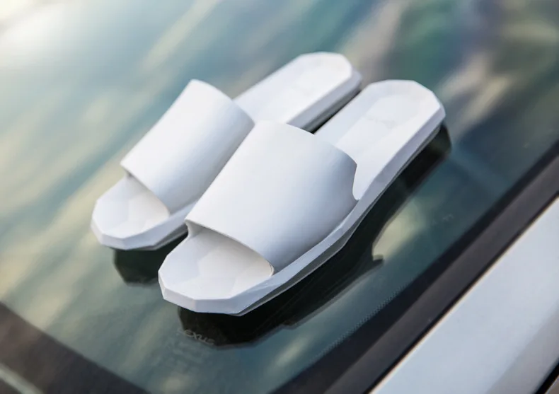 Женские тапочки летние женские одноцветные на плоской нескользящей подошве для