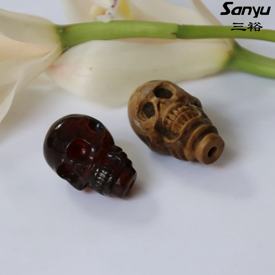 Череп головы три креста бисера + burmite Бирманский натуральный янтарь