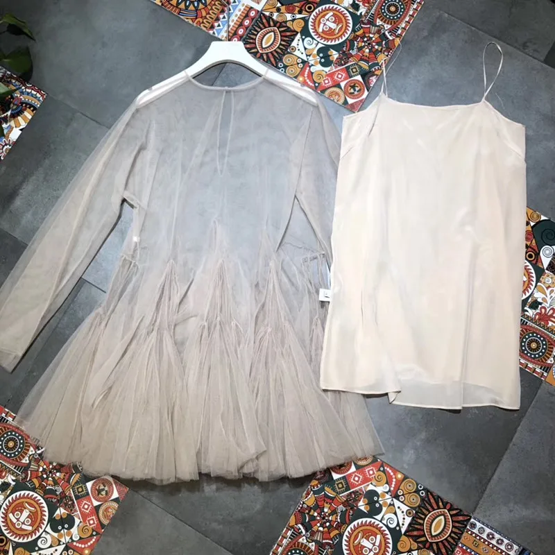 

2019 woman long sleeve silk dress