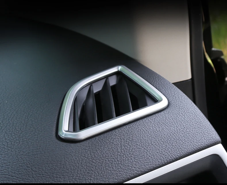 

2pcs for ford EDGE 2017 Air conditioner small air outlet decorative frame Sequin sticker