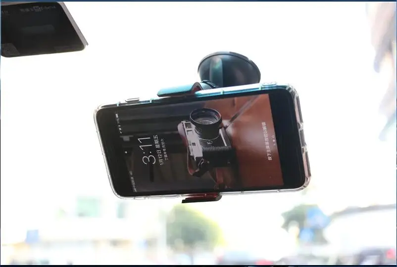 Универсальная автомобильная подставка для крепления на лобовое стекло