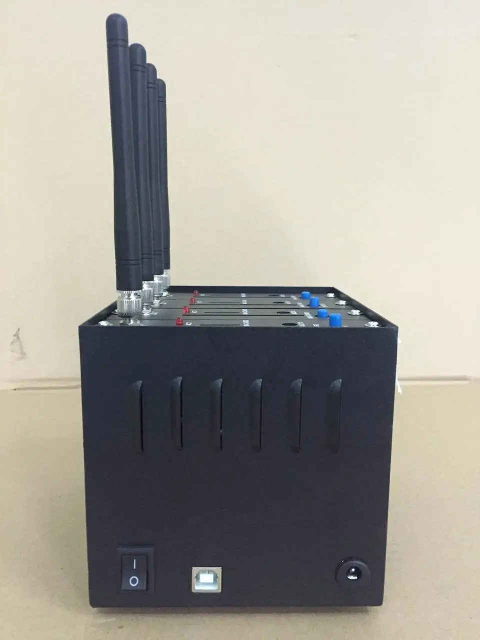 Смс USB 4 порта Wavecom Q24plus GSM GPRS группа модемов сим-карта SMS модем Бесплатная смс