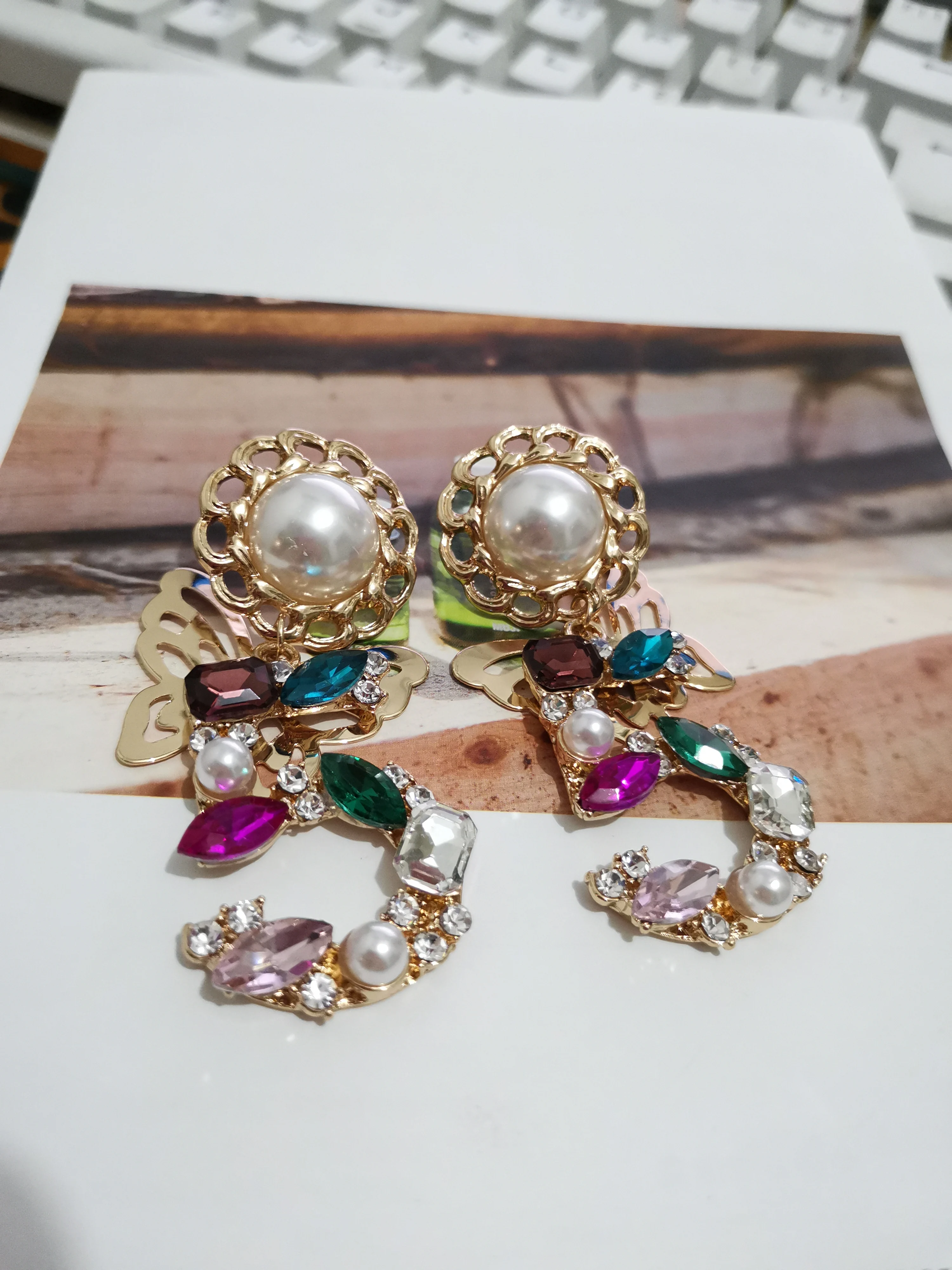 Модные популярные серьги в стиле барокко дворец жемчуг красочные с кристаллами