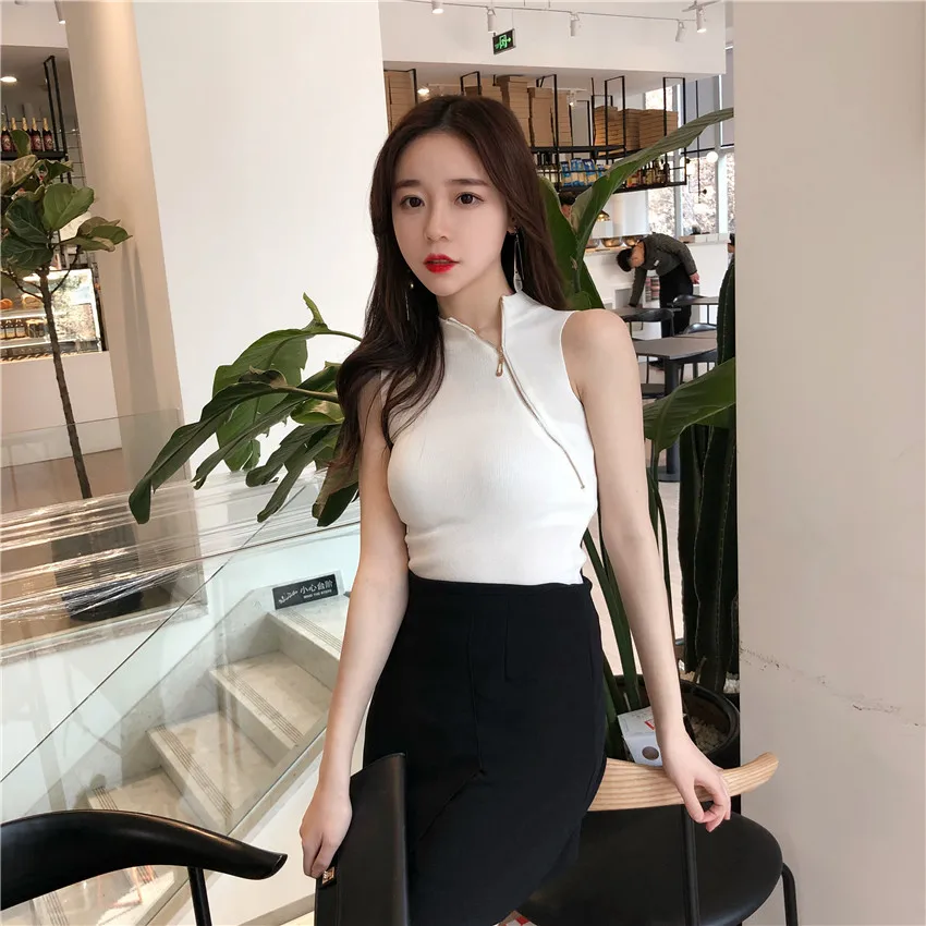 Женский укороченный топ без рукавов на молнии с асимметричным подолом одежда