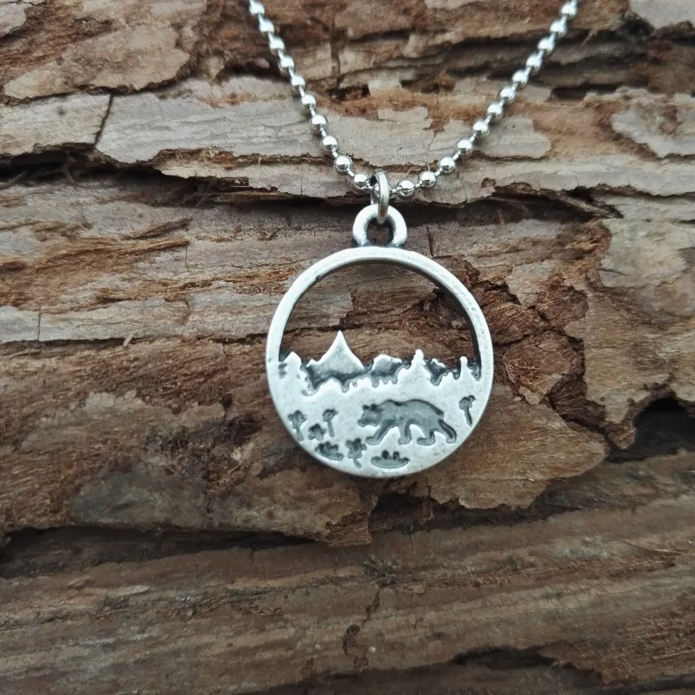 10 шт. Новое модное ожерелье с симпатичным горным медведем Подвеска природным