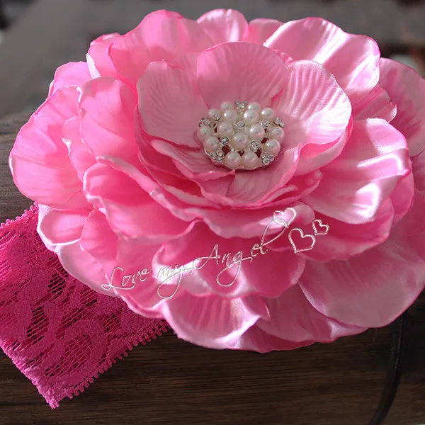 Большой розовый шелковистый тканевый цветок ручной работы со стразами и
