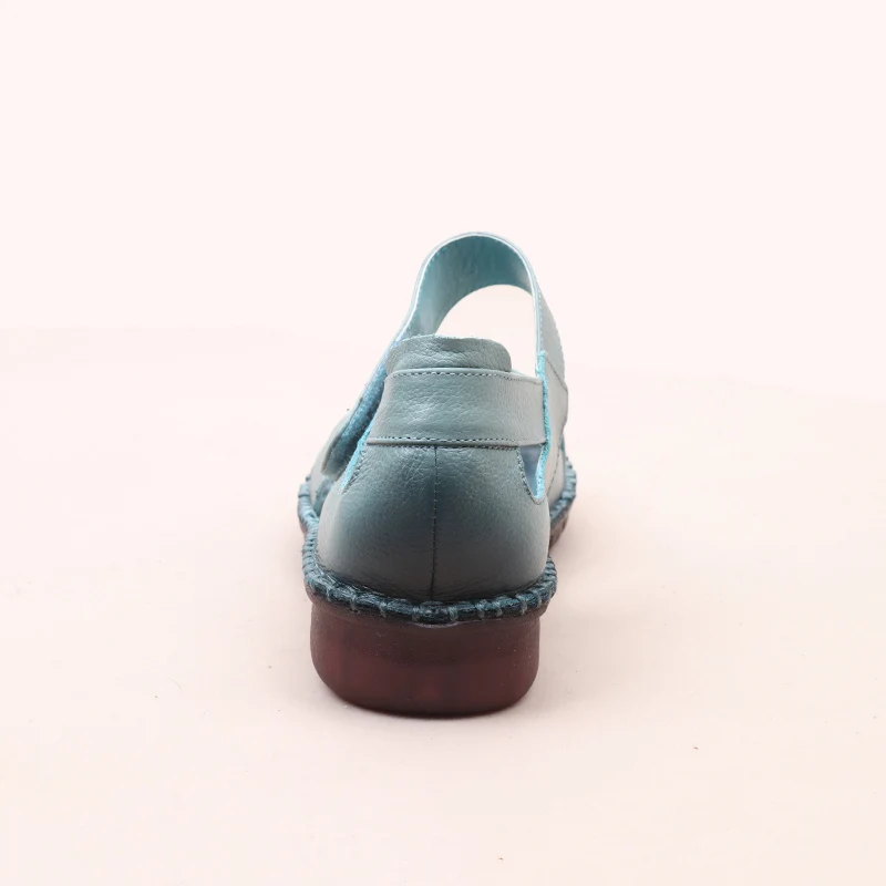 Женские летние туфли с закрытым носком на плоской подошве Модные сандалии