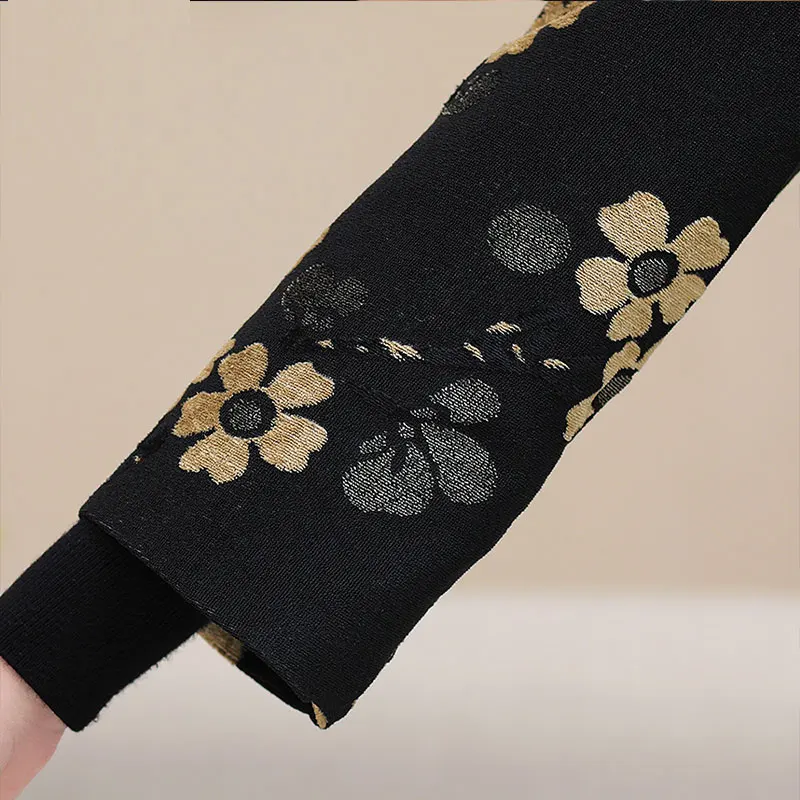 Осенняя ветровка для женщин среднего возраста модель 2017 года свободная длинная